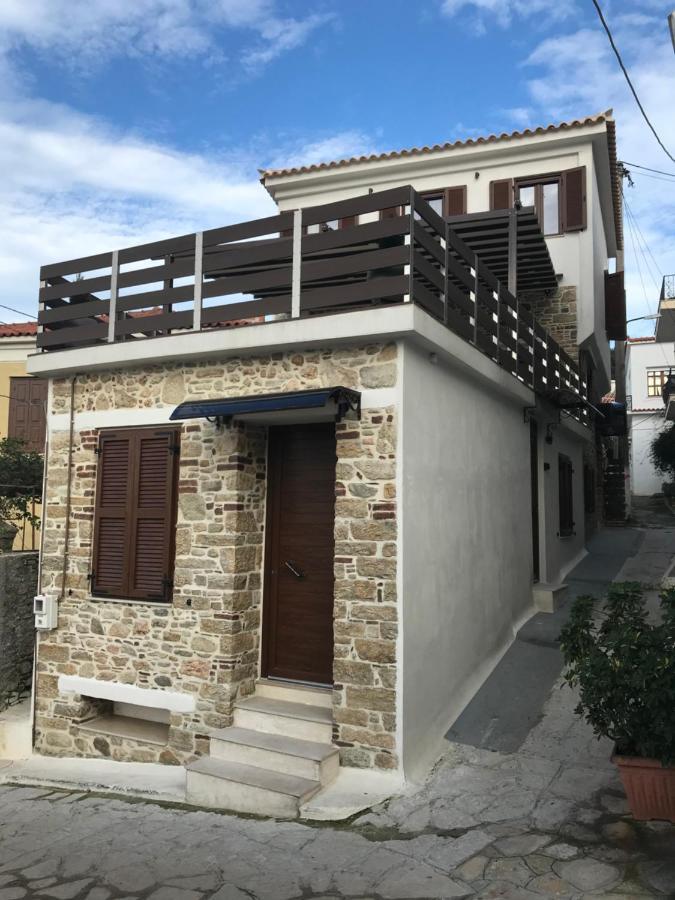 Samos Marias' Stone House 1 Villa Karlovassi Exteriör bild